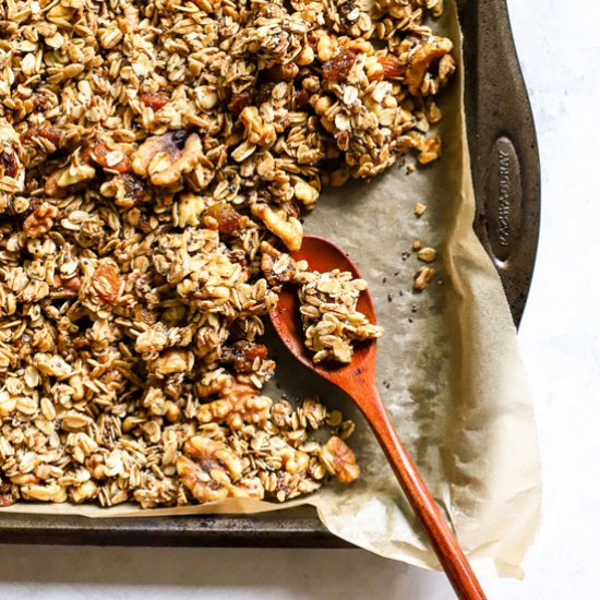 Maple Cinnamon Walnut Granola