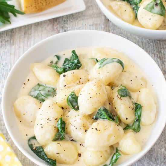 Gnocchi Alfredo with Spinach