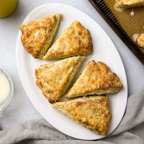 Lemon Poppyseed Scones