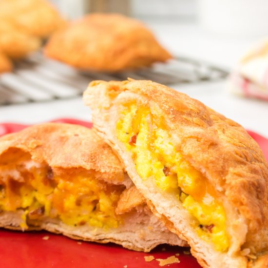 Bacon, Egg and Cheese Biscuits