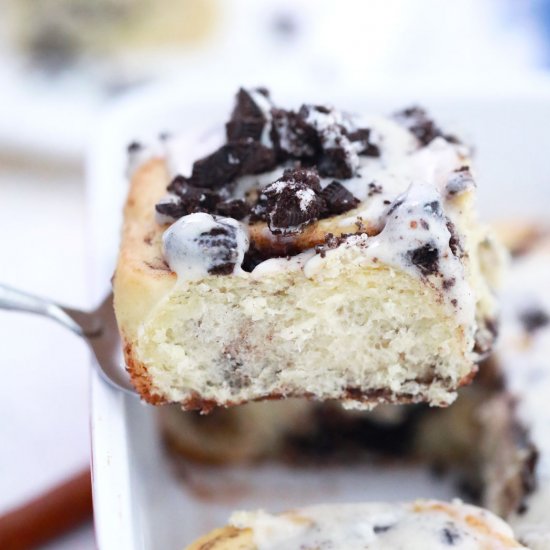 Oreo Cinnamon Rolls