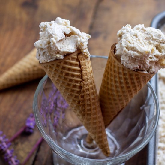 No Churn Cinnamon Roll Ice Cream