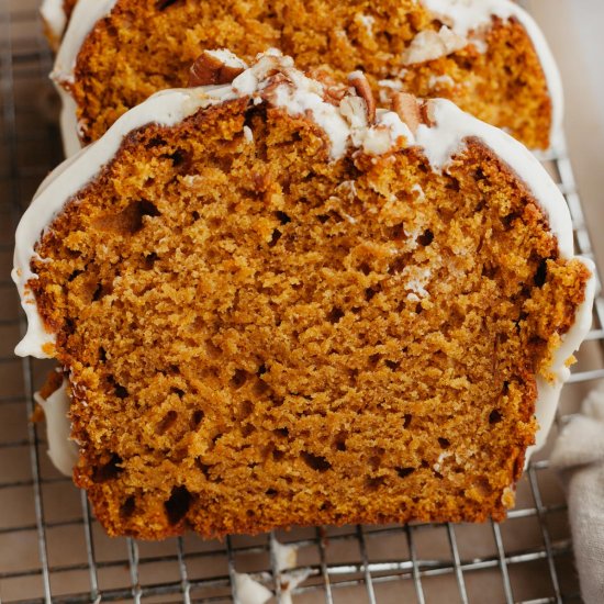 Pumpkin Bread with Cream Cheese Fro