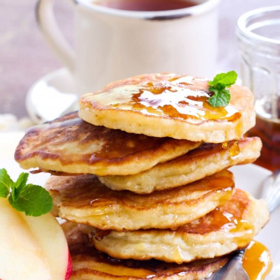 Whole Wheat Apple Cinnamon Pancakes