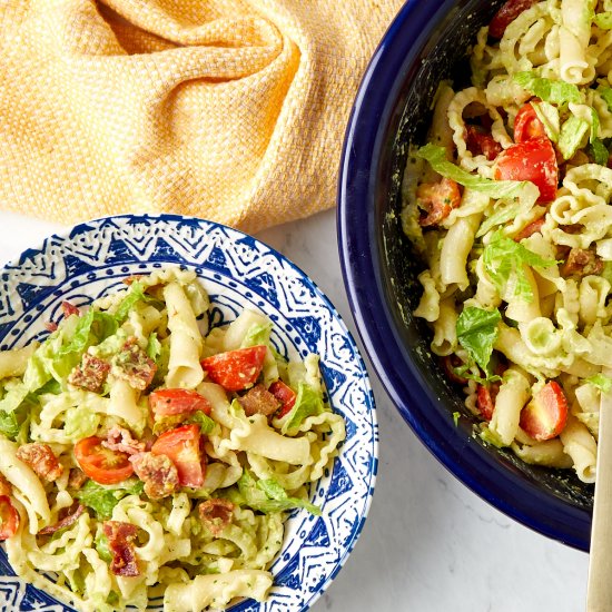 BLT Pasta Salad with Creamy Avocado