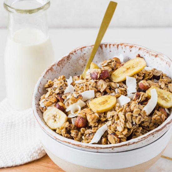 Banana Bread Granola