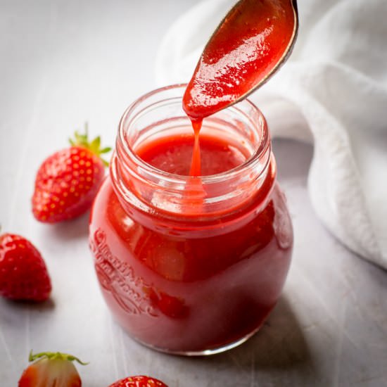 Quick Strawberry Coulis