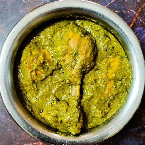 Indian Green Chicken Curry