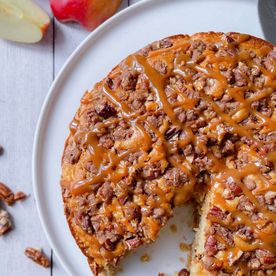 Caramel Apple Pecan Coffee Cake