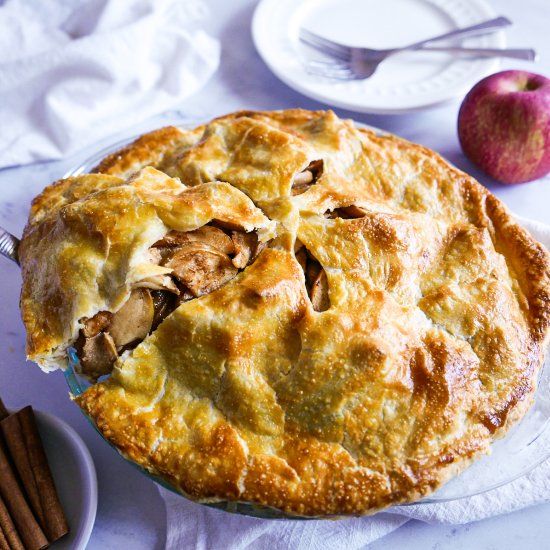 Easy Apple Pie with Puff Pastry