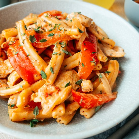 Cajun Chicken Pasta One-Pot