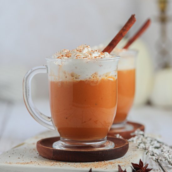 Easy Vegan Pumpkin Spice Latte