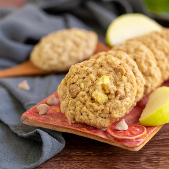 Apple Caramel Oatmeal Cookies