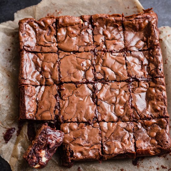 EASY FUDGY Triple Chocolate Brownie