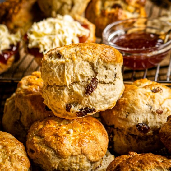 Sultana Scones