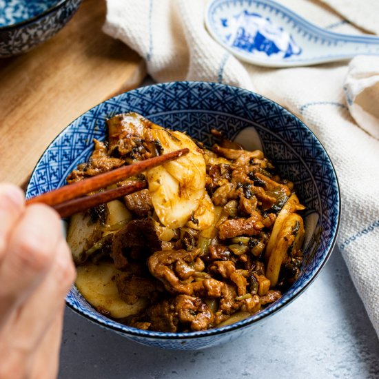 Chinese Stir-Fried Rice Cakes