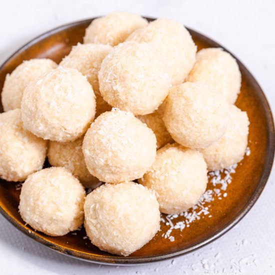 Keto No Bake Coconut Balls