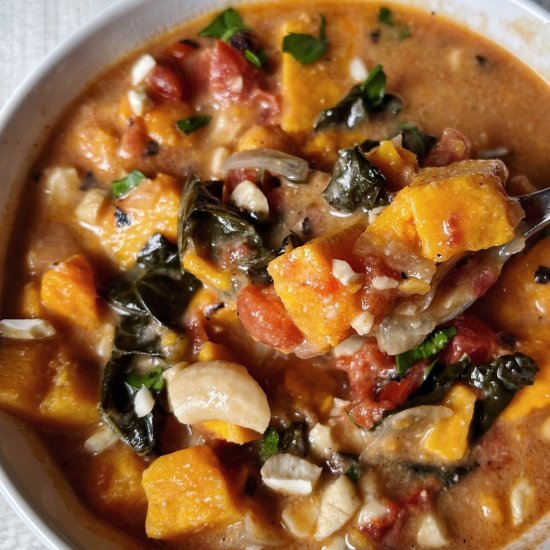 Creamy Sweet Potato Cashew Soup