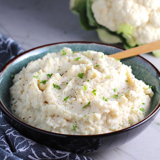 Mashed Roasted Cauliflower & Garlic