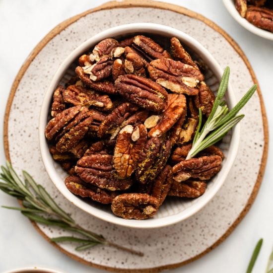 Roasted Rosemary Garlic Pecans