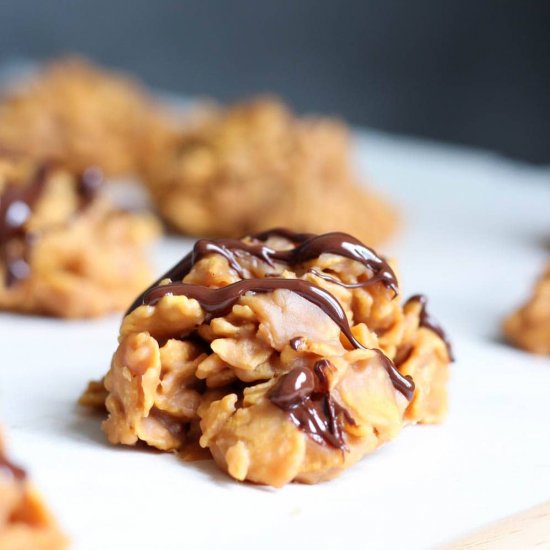 Peanut Butter Cornflake Cookie