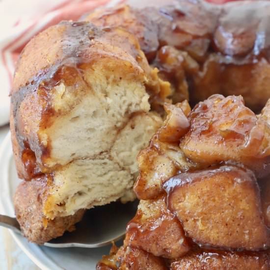 Pumpkin Apple Monkey Bread