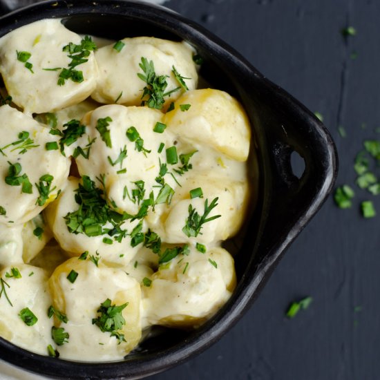 Boiled Potatoes in Cream Sauce