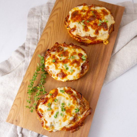 French Onion Bruschetta