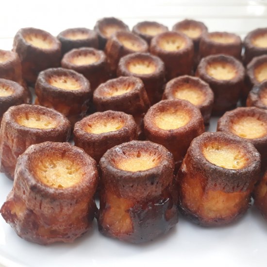 Gluten-free caramelized cannelés