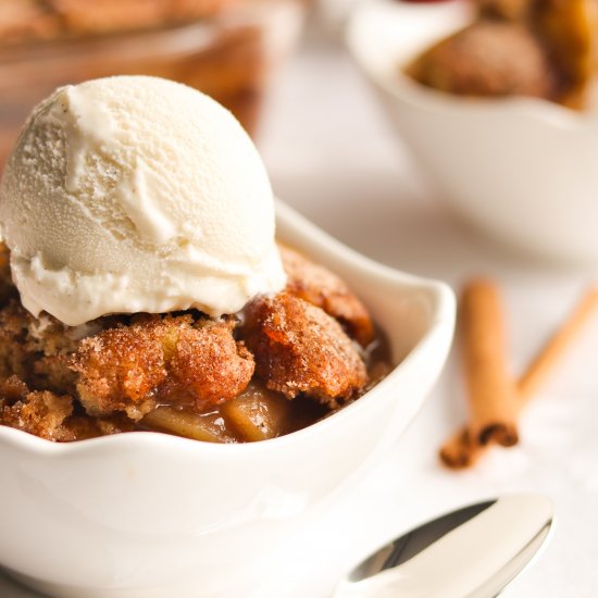 Apple Snickerdoodle Cobbler