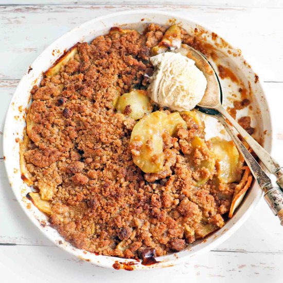 Vegan Apple Crumble (Apple Crisp)