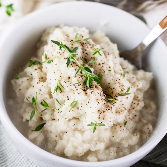 Mashed Kohlrabi with Roasted Garlic