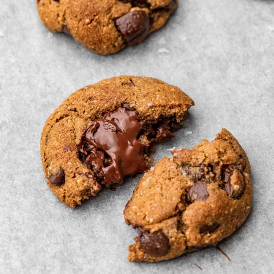 Healthy GF Chocolate Chip Cookies