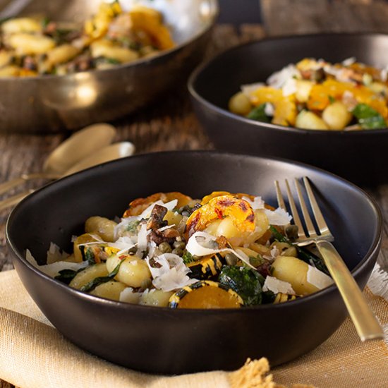 Gnocchi with Roasted Garlic & Veg