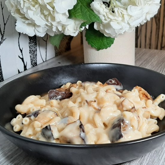 Gouda Mac n Cheese with Egglplant