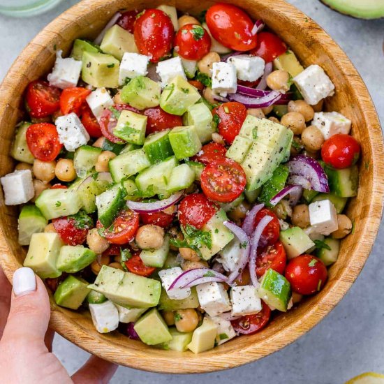 EASY CHICKPEA FETA SALAD