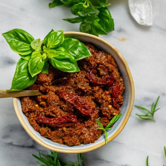 Sun Dried Tomato Basil Pesto