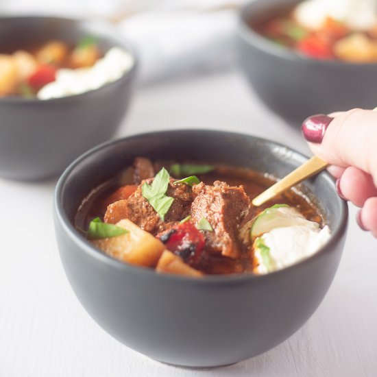 Crock pot Goulash soup