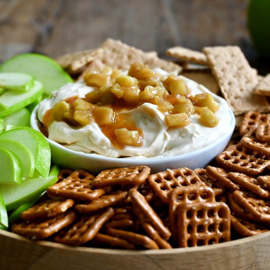 Caramel Apple Cheesecake Dip