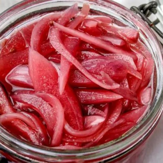 Sugar-free Pickled Red Onions