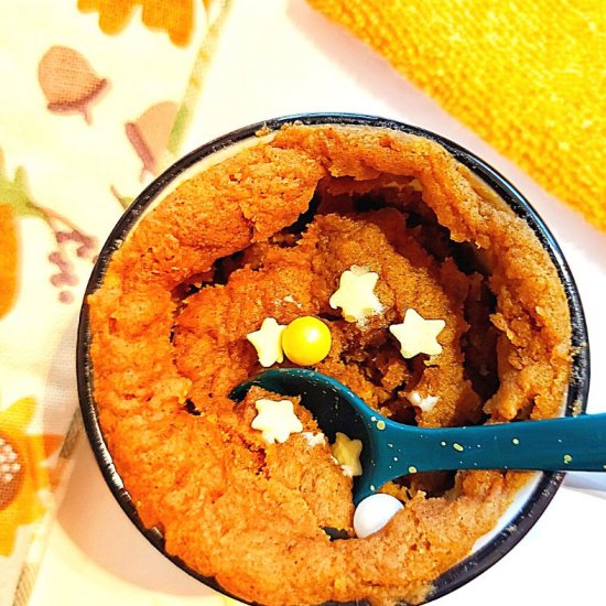 Pumpkin spice mug cake