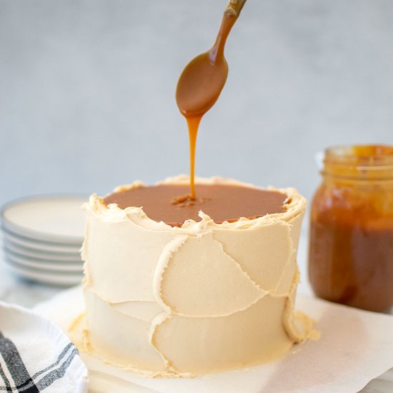 Simple Salted Caramel Cake