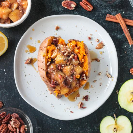 Breakfast Stuffed Sweet Potatoes