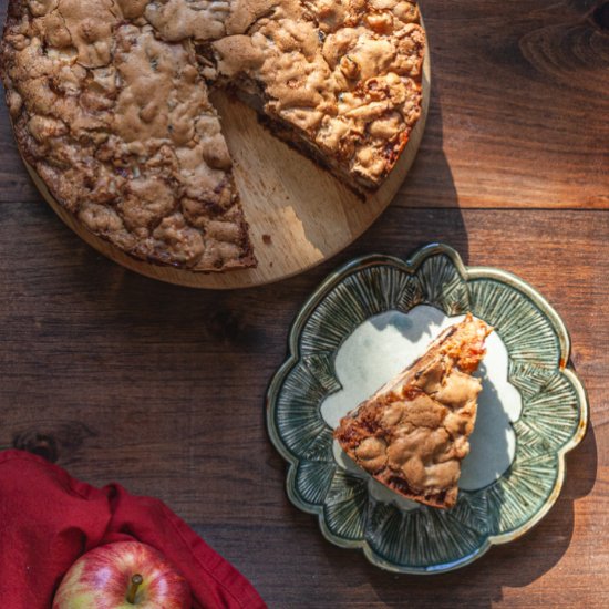 Apple Cranberry Pecan Cake