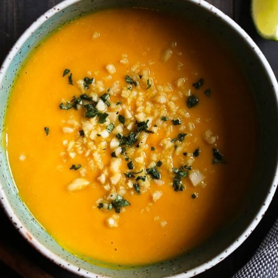 Turmeric Roasted Sweet Potato Soup