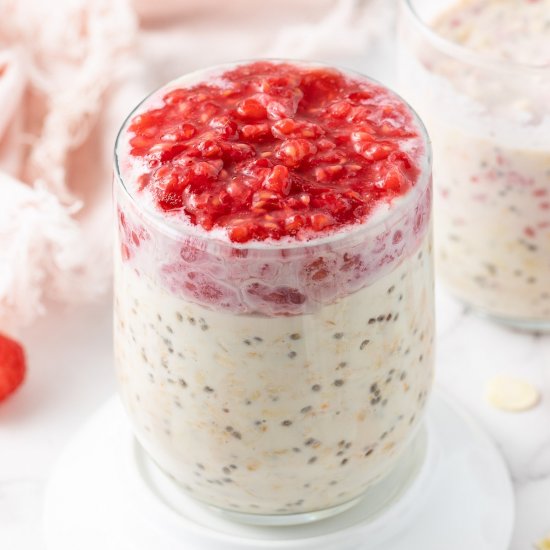 Raspberry Overnight Oats