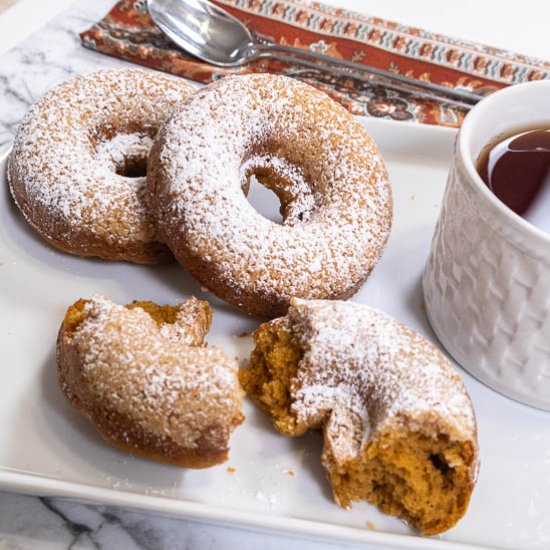 Pumpkin Cake Donuts