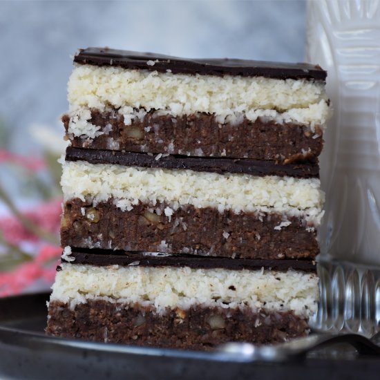 No-Bake Chocolate & Coconut Slice