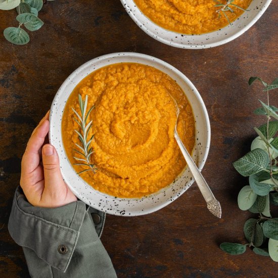 One Pot Carrot Pumpkin Soup