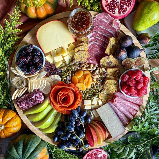 Holiday Charcuterie Board